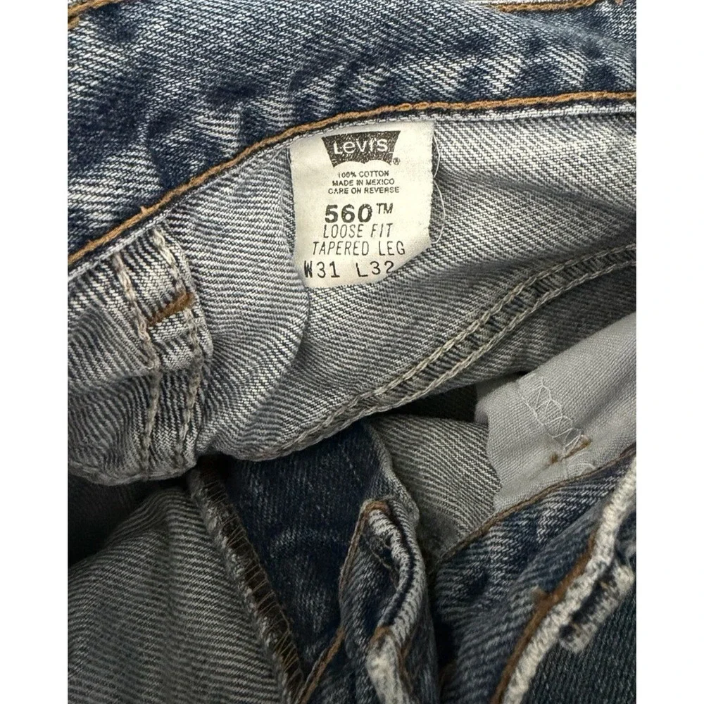 Vintage Levis 560 Jeans Mens Size 31X32 Blue Loose Fit Tapered Leg Medium Wash